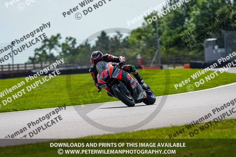 donington no limits trackday;donington park photographs;donington trackday photographs;no limits trackdays;peter wileman photography;trackday digital images;trackday photos